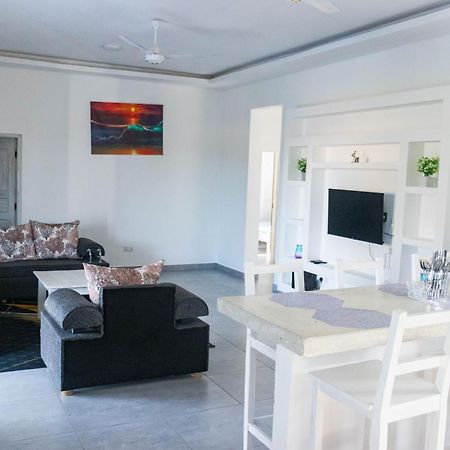 4 U Luxury Bungalows Diani Diani Beach Luaran gambar