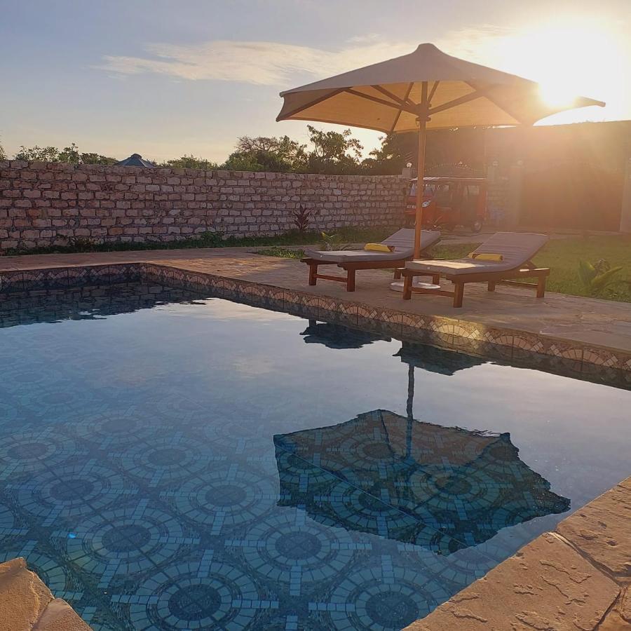 4 U Luxury Bungalows Diani Diani Beach Luaran gambar