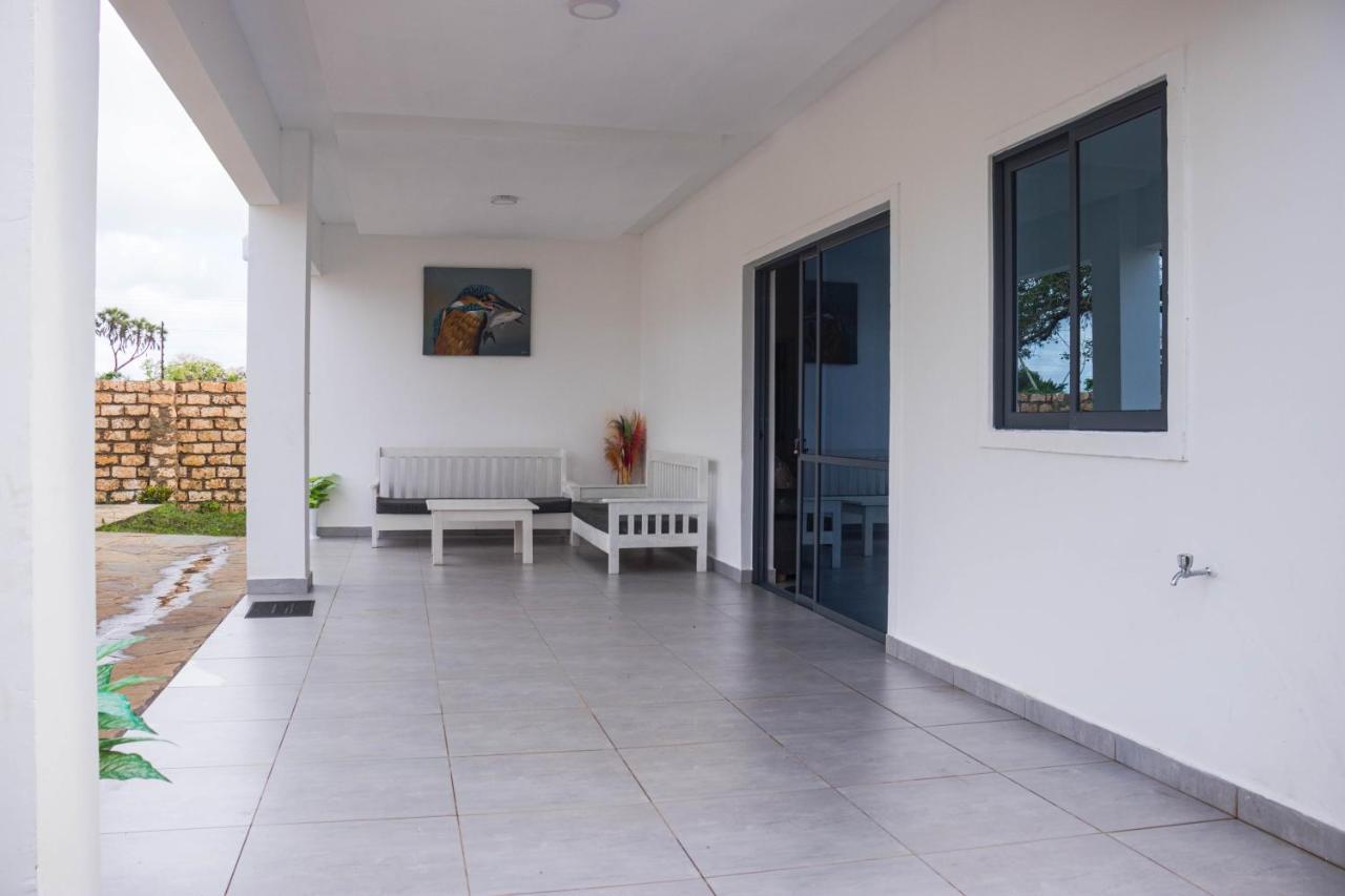 4 U Luxury Bungalows Diani Diani Beach Luaran gambar