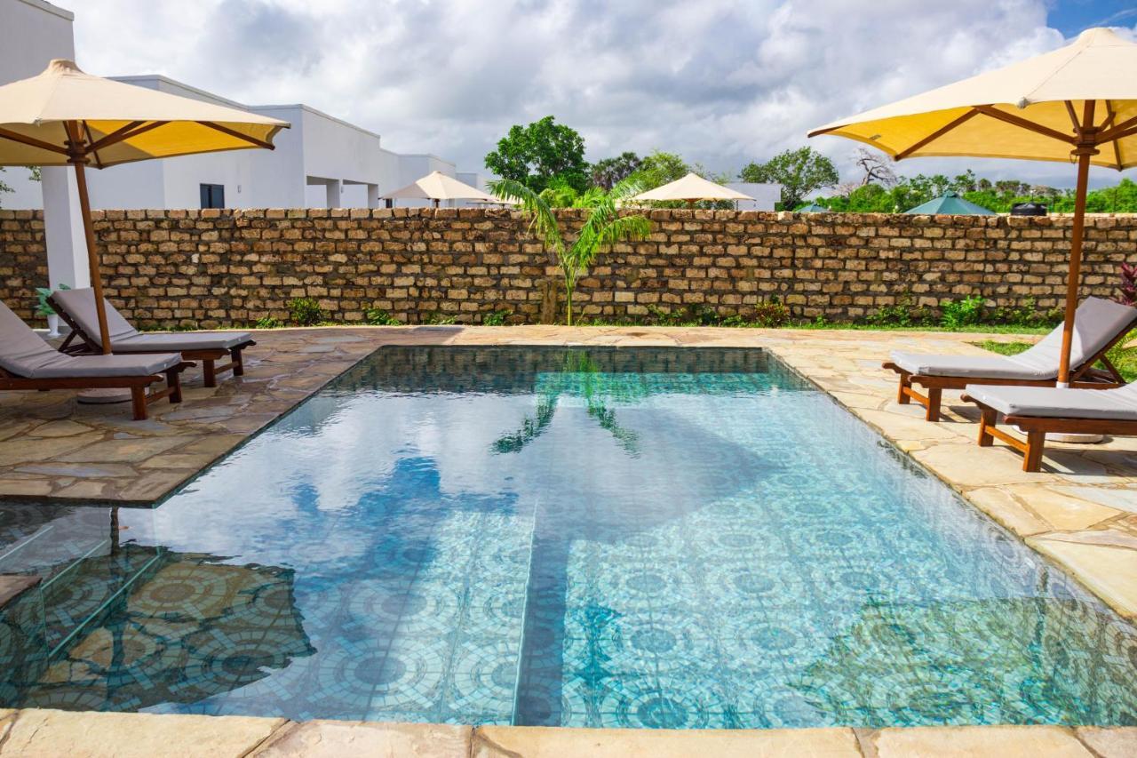 4 U Luxury Bungalows Diani Diani Beach Luaran gambar